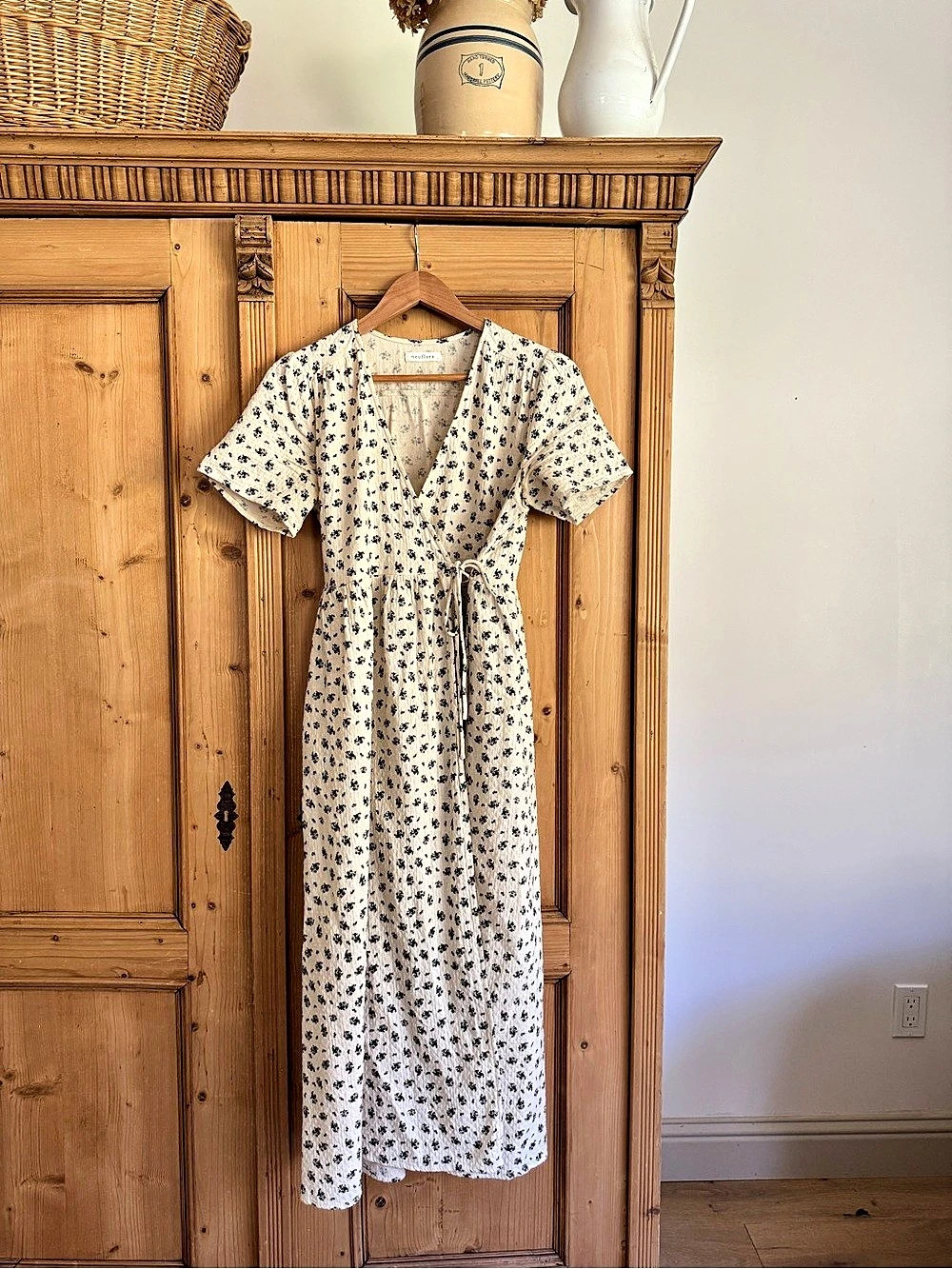 Neuflora Fall River Dress Floral Maxi Cream & Blue